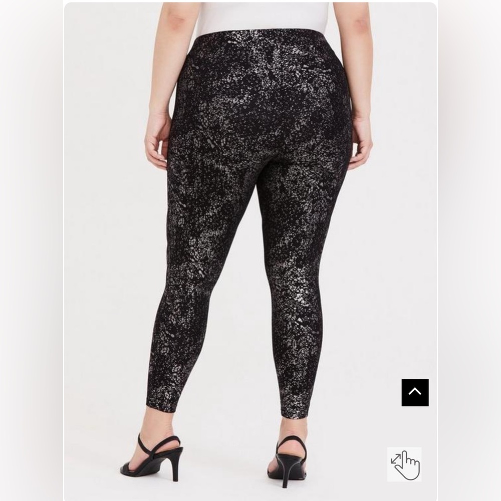 Torrid Premium Legging - Metallic Splatter Black Size 3 - Picture 3 of 11